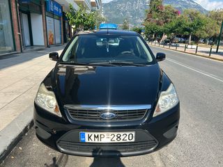 Ford Focus 2010-thumb-1