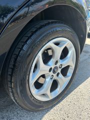 Ford Focus 2010-thumb-3