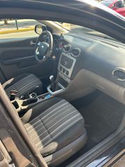 Ford Focus 2010-thumb-6