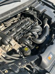 Ford Focus 2010-thumb-9