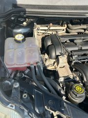 Ford Focus 2010-thumb-11