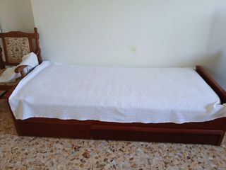 Κρεβάτι μονό με αποθηκευτικό χώρο και βιβλιοθήκη ξύλινα