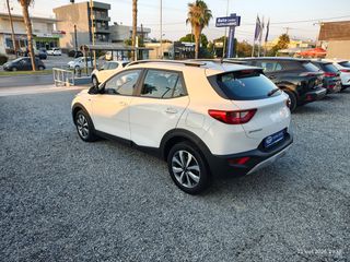 Kia Stonic 2022 1.0 100hp GL Optimum-thumb-4