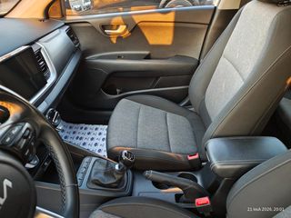 Kia Stonic 2022 1.0 100hp GL Optimum-thumb-9