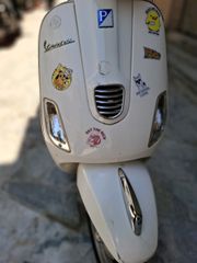 Vespa LX 150 2012-thumb-1