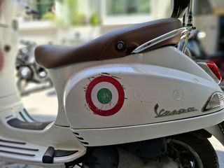 Vespa LX 150 2012-thumb-7