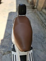 Vespa LX 150 2012-thumb-15