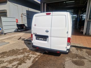 Nissan NV 200 2017-thumb-9