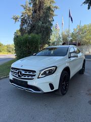 Mercedes-Benz GLA 180 2018 GLA 180D