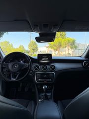 Mercedes-Benz GLA 180 2018 GLA 180D-thumb-9