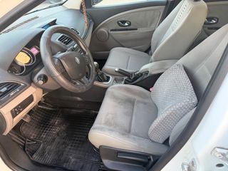 Renault Megane 2010 1.5 DCI DYNAMIQUE KLIMA-thumb-10