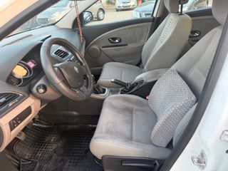 Renault Megane 2010 1.5 DCI DYNAMIQUE KLIMA-thumb-12