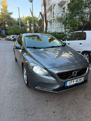 Volvo V40 2016 D2-thumb-2
