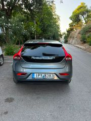 Volvo V40 2016 D2-thumb-5