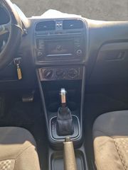 Volkswagen Polo 2017 1.4 DIESEL AUTO-thumb-8