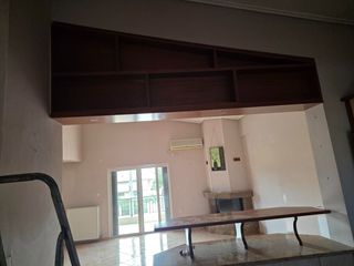 Προς πώληση μεταχειρισμένα έπιπλα κουζίνας