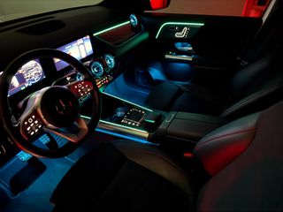 Mercedes-Benz GLA 250 2021 E -AMG -PANO -MULTIBEAM -ΗΛΕΚΤΡΙΚΑ ΚΑΘΙΣΜΑΤΑ-thumb-3