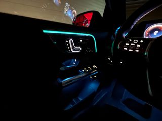 Mercedes-Benz GLA 250 2021 E -AMG -PANO -MULTIBEAM -ΗΛΕΚΤΡΙΚΑ ΚΑΘΙΣΜΑΤΑ-thumb-68