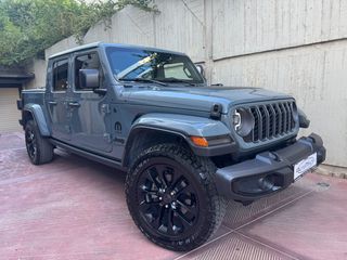 Jeep Gladiator 2025 FACE LIFT -V6 PENTASTAR -4X4 TRAIL-RATED-thumb-61