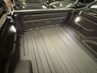 Jeep Gladiator 2025 FACE LIFT -V6 PENTASTAR -4X4 TRAIL-RATED-thumb-75