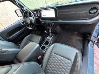 Jeep Gladiator 2025 FACE LIFT -V6 PENTASTAR -4X4 TRAIL-RATED-thumb-37