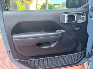 Jeep Gladiator 2025 FACE LIFT -V6 PENTASTAR -4X4 TRAIL-RATED-thumb-57