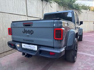 Jeep Gladiator 2025 FACE LIFT -V6 PENTASTAR -4X4 TRAIL-RATED-thumb-24