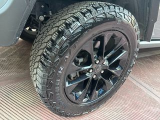 Jeep Gladiator 2025 FACE LIFT -V6 PENTASTAR -4X4 TRAIL-RATED-thumb-29