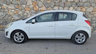 Opel Corsa 2014-thumb-4