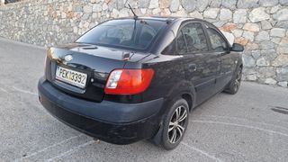 Kia Rio 2007-thumb-5