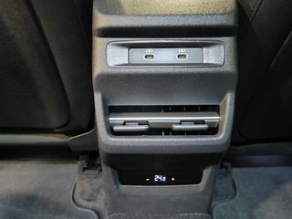 Audi Q3 2025 Advance με Digital Metrix Led, Premium & Tech Plus Πακέτα-thumb-19