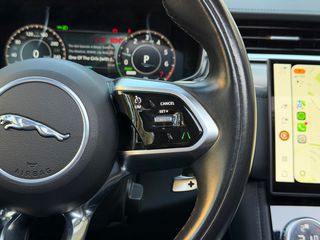 Jaguar F-Pace 2022 P400e PANORAMA/MERIDIAN/PLUG-IN-HYBRID/WARRANTY-thumb-17