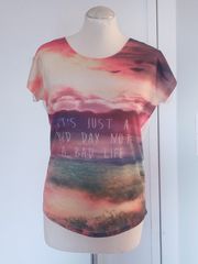 Vintage Graphic T-shirt με Quote & Sunset Print (Medium)
