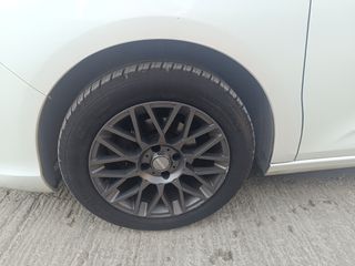 Citroen C4 2012-thumb-3