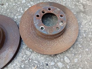 BMW E38 328i-thumb-2