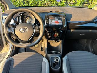 Toyota Aygo 2019 AYTOMATO FULL EXTRA-thumb-17