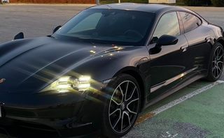 Porsche Taycan 2023