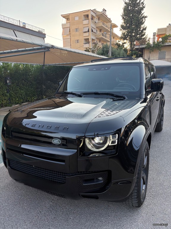 Land Rover Defender 2025