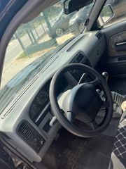 Nissan Navara 2000-thumb-14