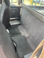 Nissan Navara 2000-thumb-16