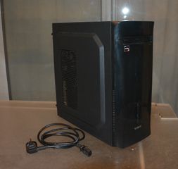 Windows XP Pro υπολογιστής (καθαρό format) με HD 8490 1GB (DVI-Display Port) και serial port
