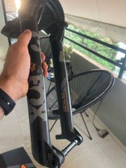 Fox 34 GRIP 2 140mm Kashima Coat-thumb-3