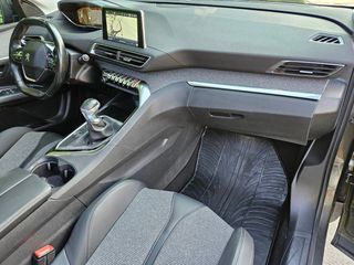 Peugeot 3008 2019 1.5 DIESEL  ALLURE  NAVI - PANORAMA-thumb-7