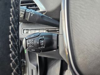 Peugeot 3008 2019 1.5 DIESEL  ALLURE  NAVI - PANORAMA-thumb-8