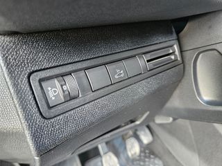 Peugeot 3008 2019 1.5 DIESEL  ALLURE  NAVI - PANORAMA-thumb-12