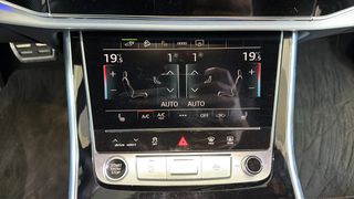 Audi Q8 2023 S Line Black Edition 55 / 6 Χρόνια Δωρεάν Service-thumb-48