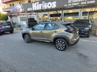 Toyota Yaris Cross 2023-thumb-10