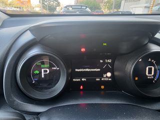 Toyota Yaris Cross 2023-thumb-37