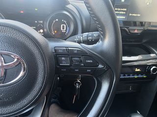 Toyota Yaris Cross 2023-thumb-40