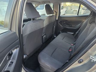 Toyota Yaris Cross 2023-thumb-23
